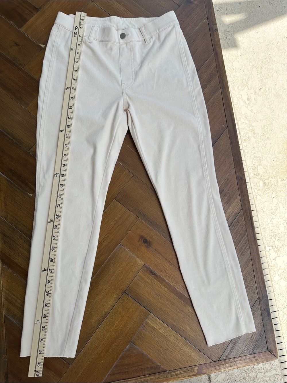 Uniqlo Light Cream Women's Slim Pants